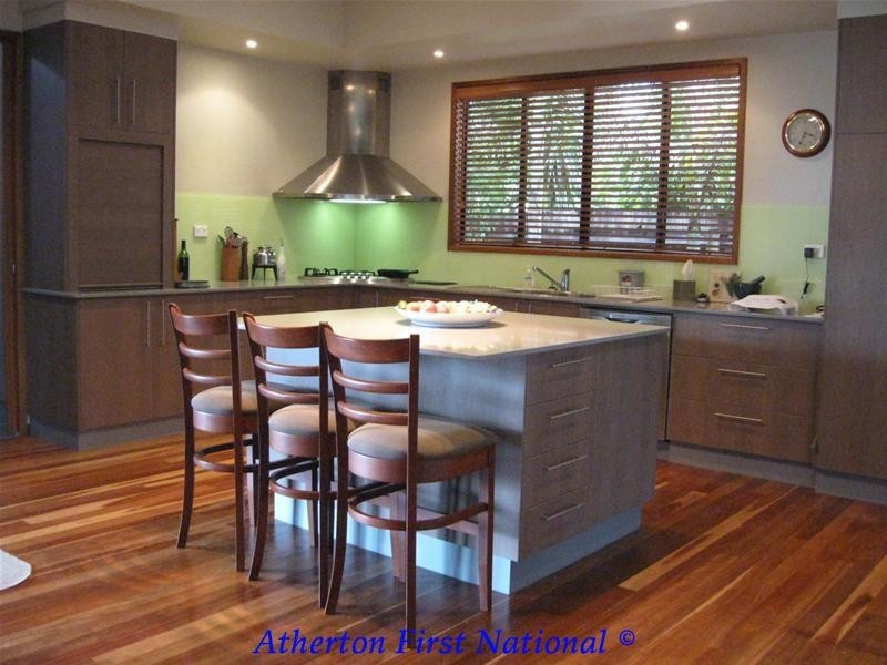 18 Agnew Street, Atherton QLD 4883