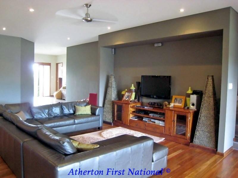 18 Agnew Street, Atherton QLD 4883