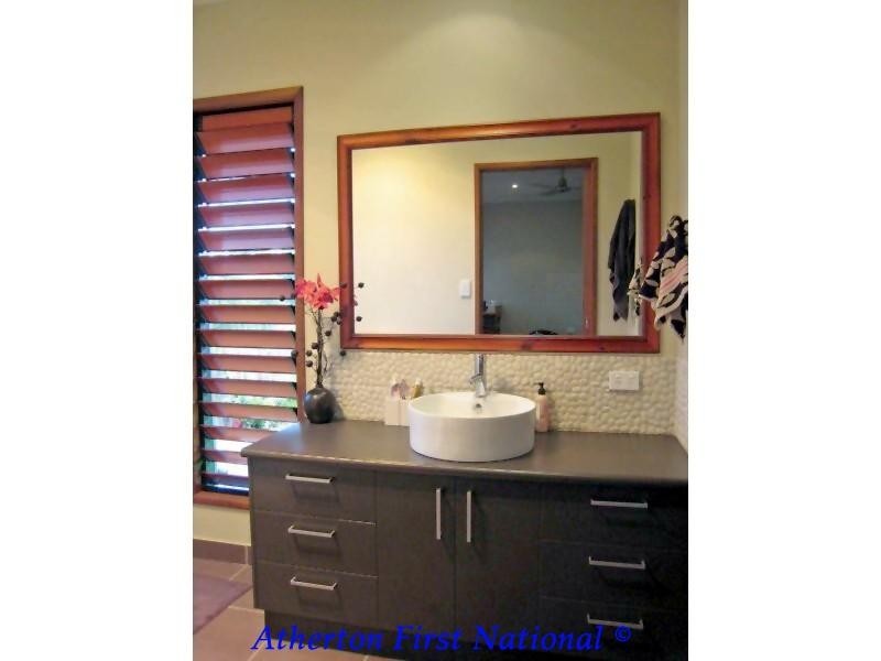 18 Agnew Street, Atherton QLD 4883