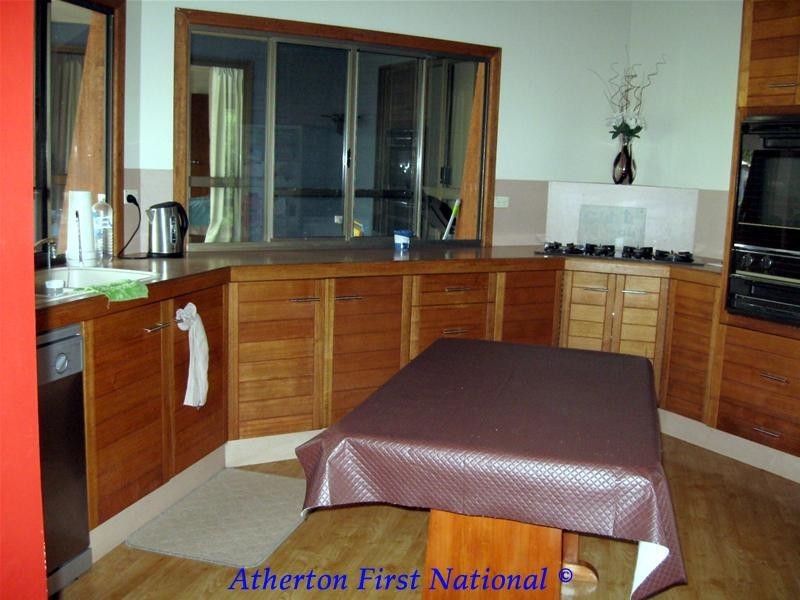 8 Newton Close, Atherton QLD 4883