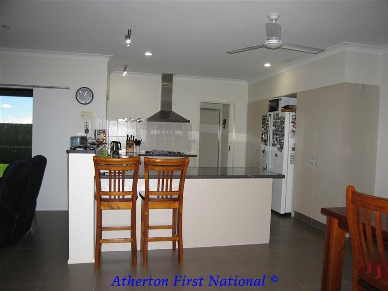 40 Neal Street, Atherton QLD 4883