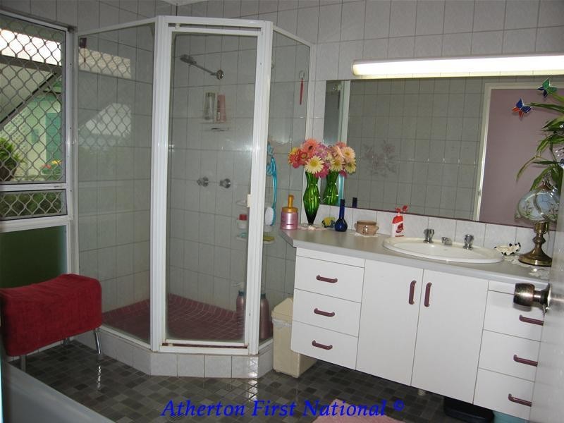 1 Bernard Street, Malanda QLD 4885