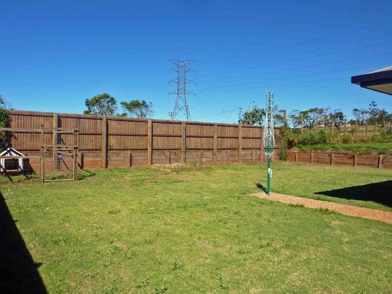 21 Neal, Atherton QLD 4883