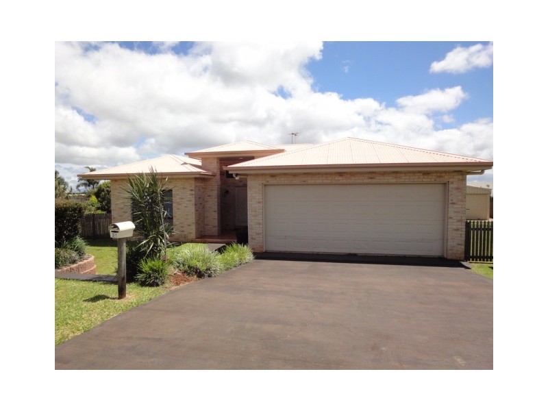 31 Paine Street, Atherton QLD 4883