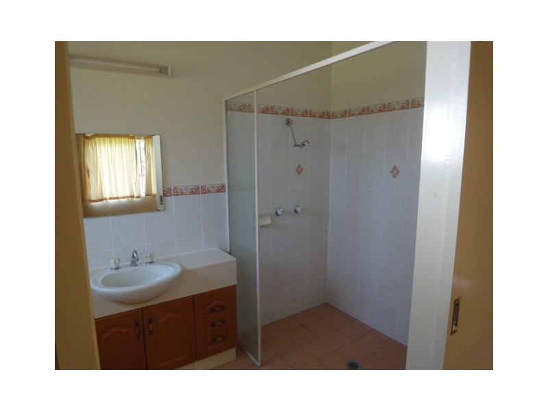 10 Alma, Atherton QLD 4883