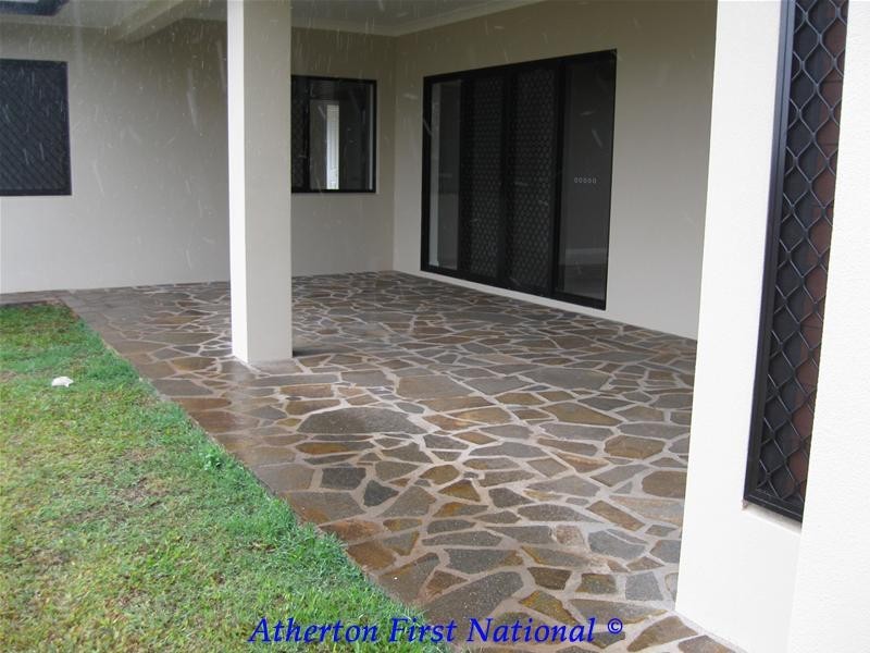 42 Danzer Drive, Atherton QLD 4883