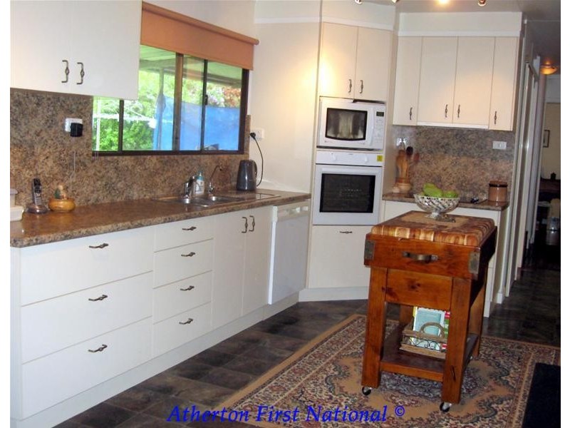 6 Wooroora Road, Ravenshoe QLD 4888