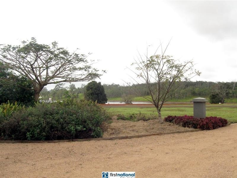 18 Backshall Road, Yungaburra QLD 4884