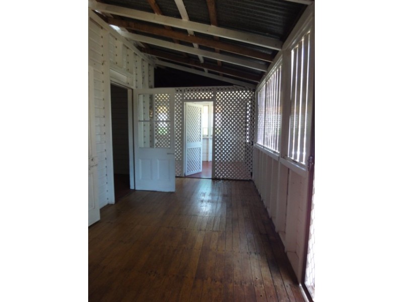 2 Mazlin Street, Atherton QLD 4883