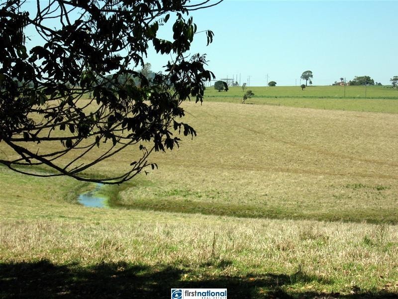 11337 Kennedy Highway, Evelyn QLD 4888