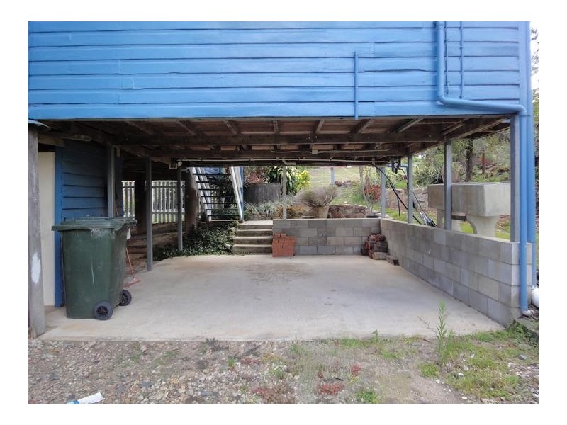 8 Florence Street, Herberton QLD 4887