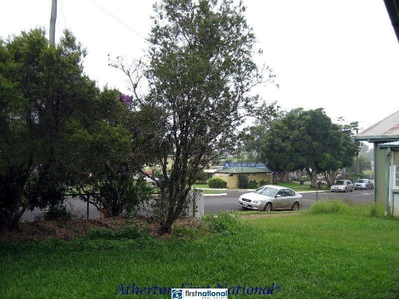 16 Eacham Road, Yungaburra QLD 4884