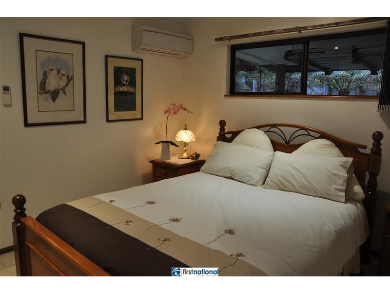 Lake Barrine QLD 4884