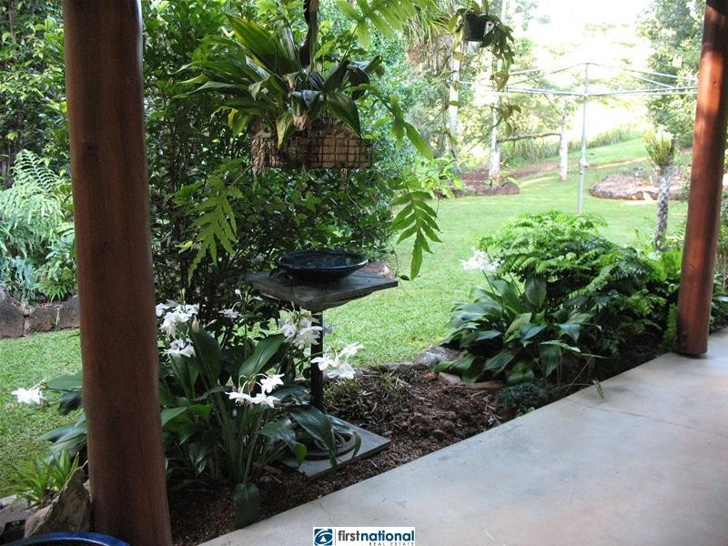 Lake Barrine QLD 4884