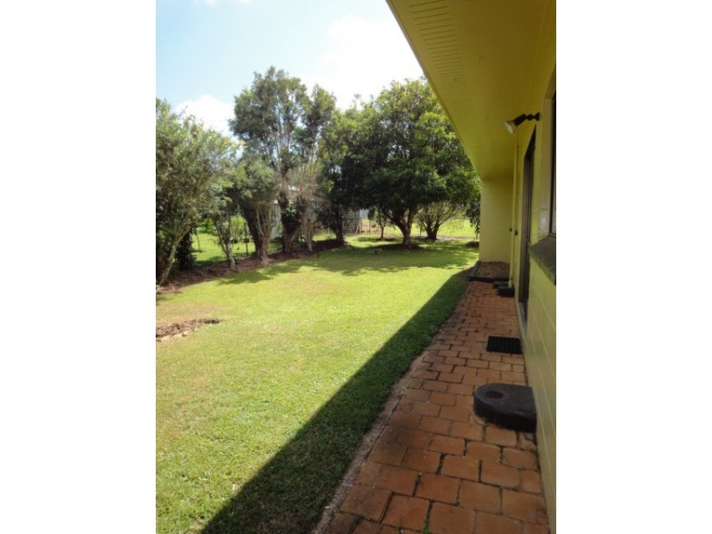 16 Marigold Street, Atherton QLD 4883