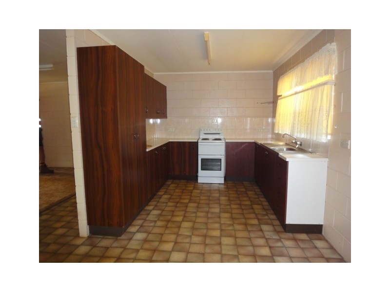 49 McConnell St, Atherton QLD 4883