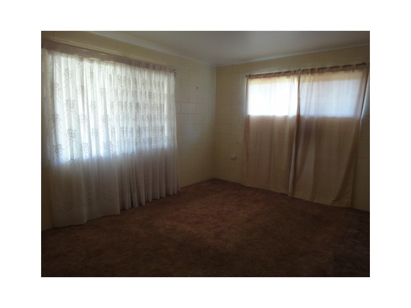 49 McConnell St, Atherton QLD 4883