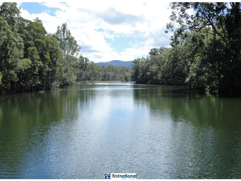 Tinaroo QLD 4872