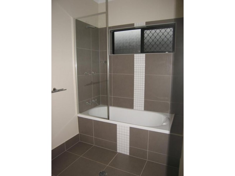 13 Carnation Street, Atherton QLD 4883