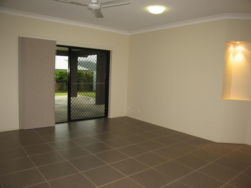 13 Carnation Street, Atherton QLD 4883