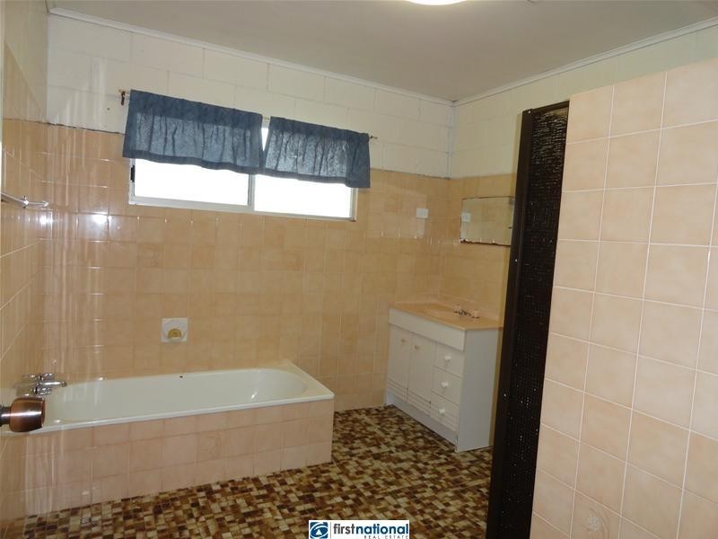 2 Rose Street, Herberton QLD 4887
