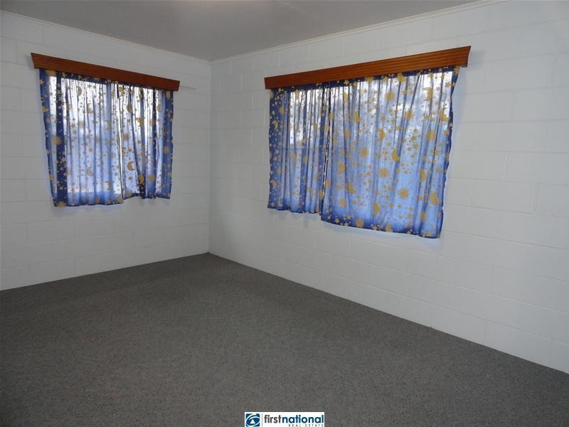 2 Rose Street, Herberton QLD 4887