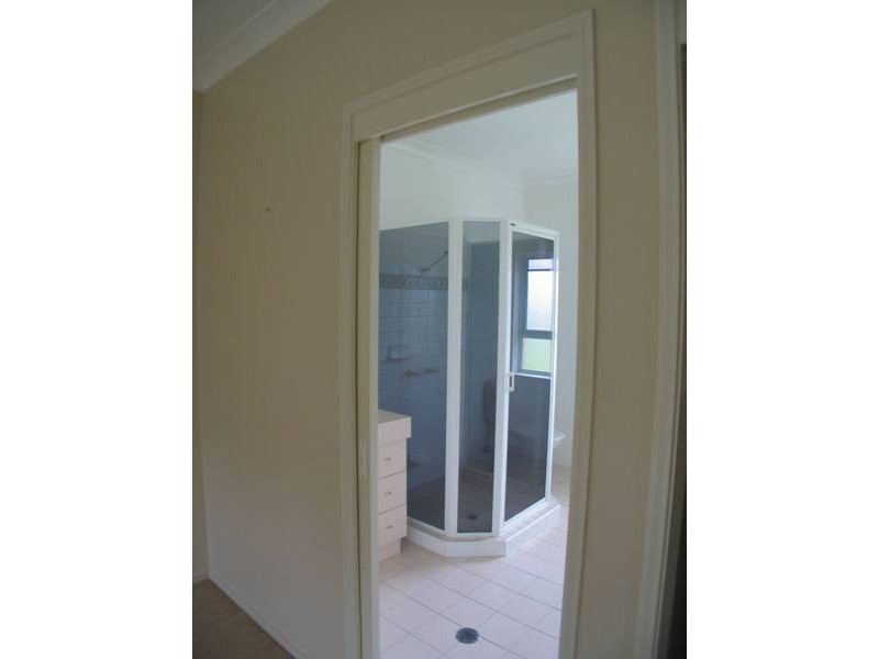 6 Bailey CLOSE, Atherton QLD 4883