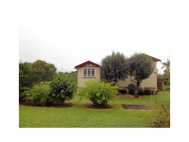 19 Beatrice Street, Atherton QLD 4883