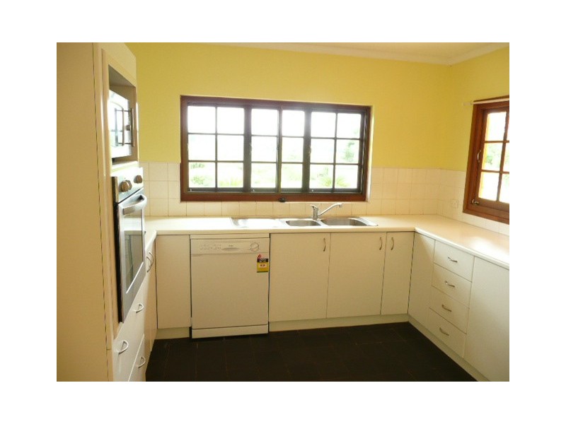 7 Jacaranda, Yungaburra QLD 4884