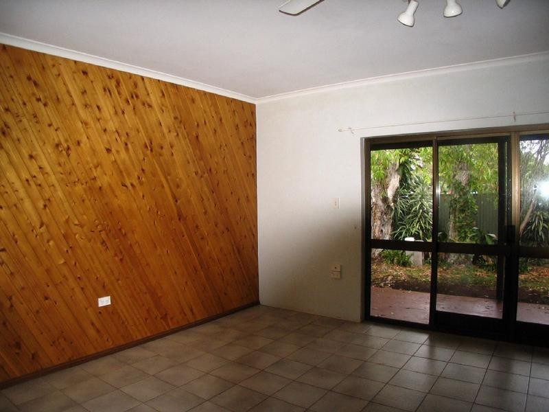 2/19 Walker Street, Kairi QLD 4872