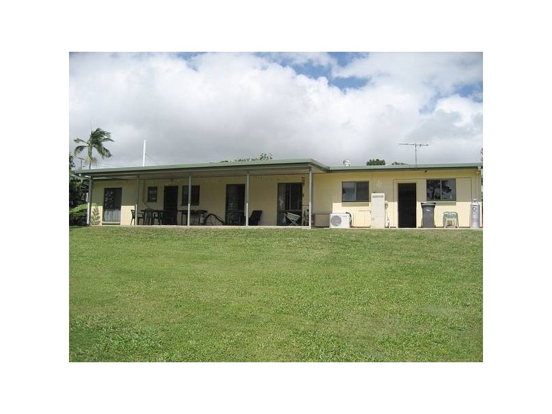 55 Eacham, Yungaburra QLD 4884