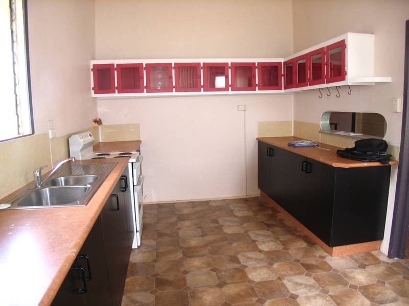 2 Mabel, Atherton QLD 4883