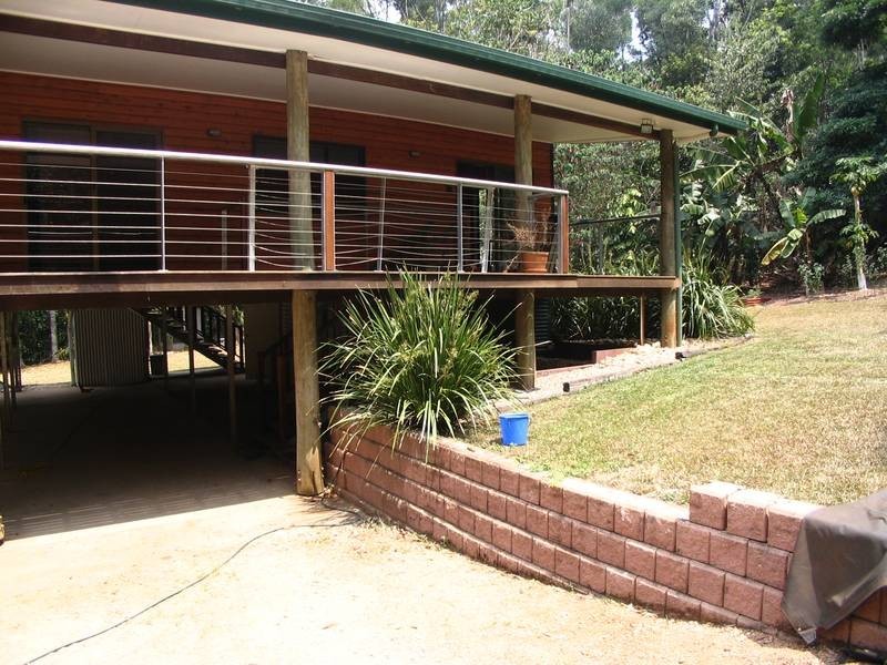 260 Winfield Road, Lake Eacham QLD 4884