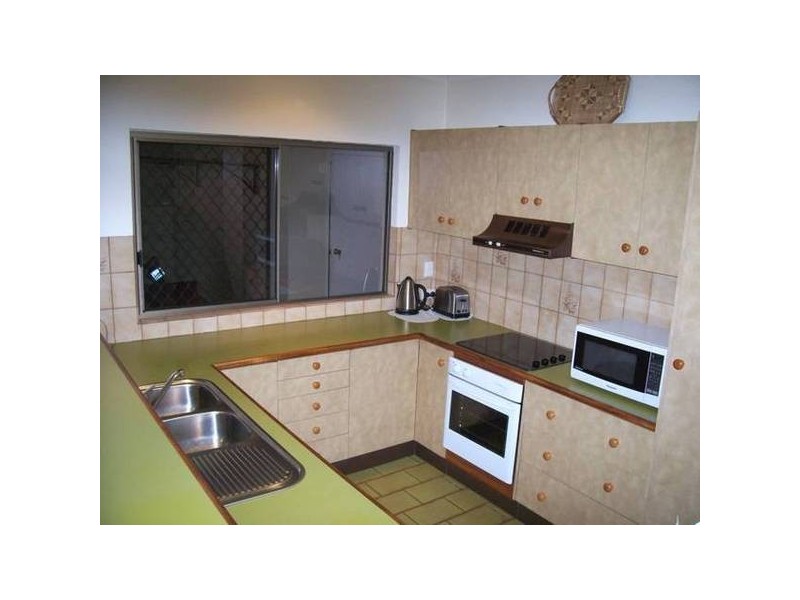 19 Millaa Millaa Road, Malanda QLD 4885