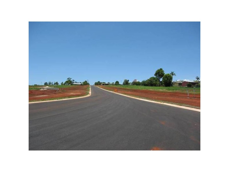 22 Bernard Street, Malanda QLD 4885