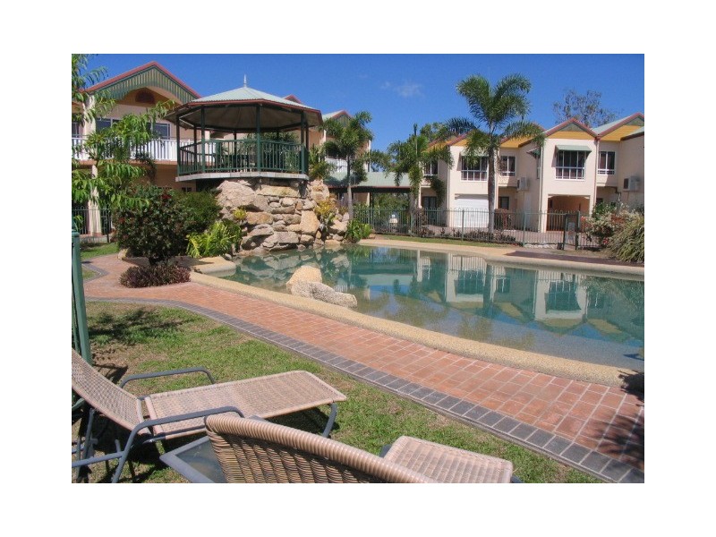 29 Barron Street, Tinaroo QLD 4872