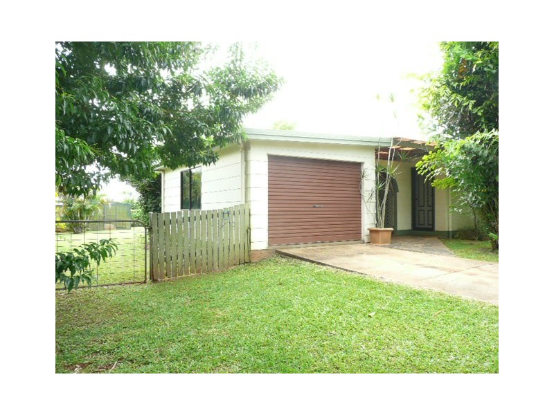 6 Azalea Street, Atherton QLD 4883