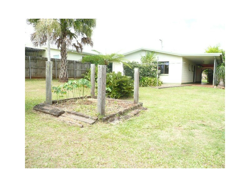 6 Azalea Street, Atherton QLD 4883