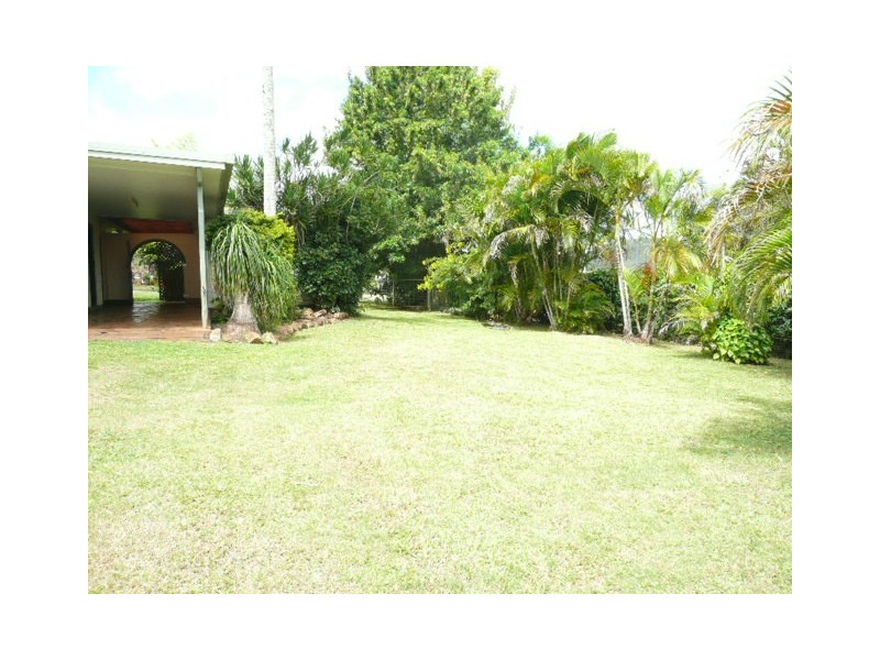 6 Azalea Street, Atherton QLD 4883