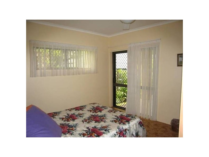 6 Palm Street, Tinaroo QLD 4872