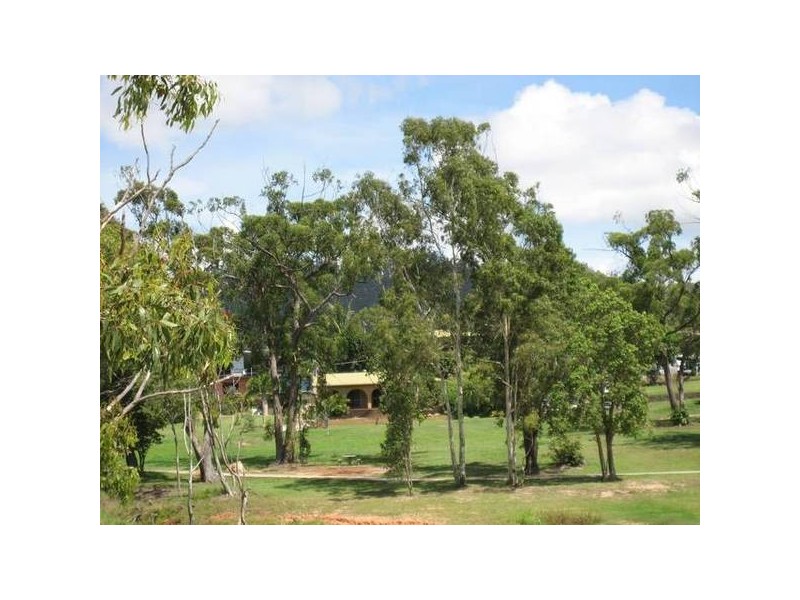 6 Palm Street, Tinaroo QLD 4872