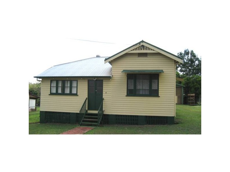 4 Beatrice St, Atherton QLD 4883