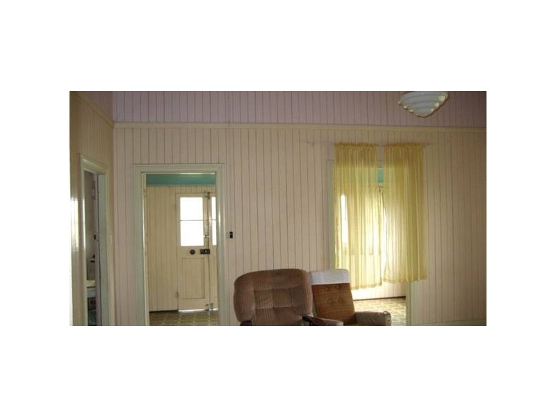 4 Beatrice St, Atherton QLD 4883