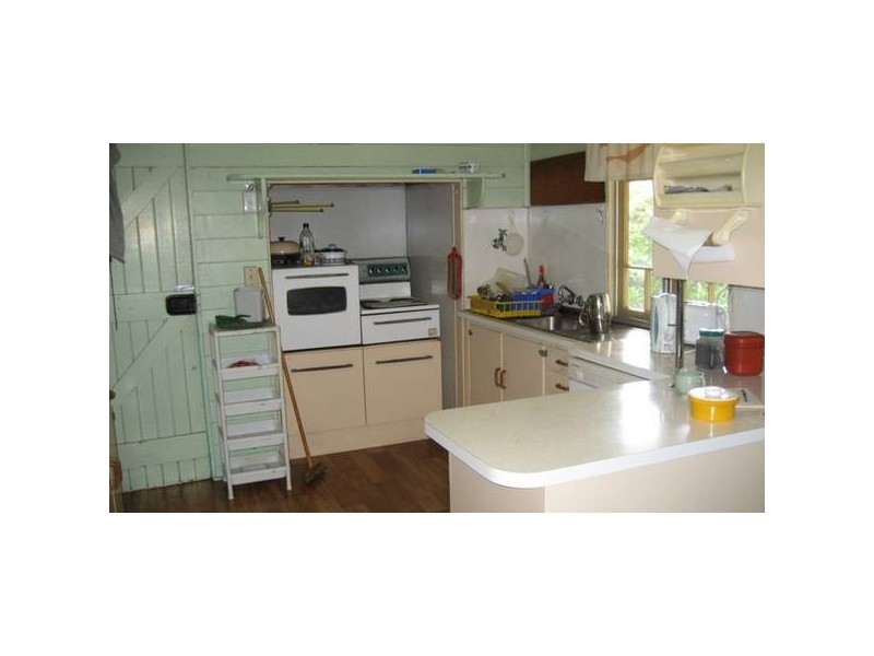 4 Beatrice St, Atherton QLD 4883