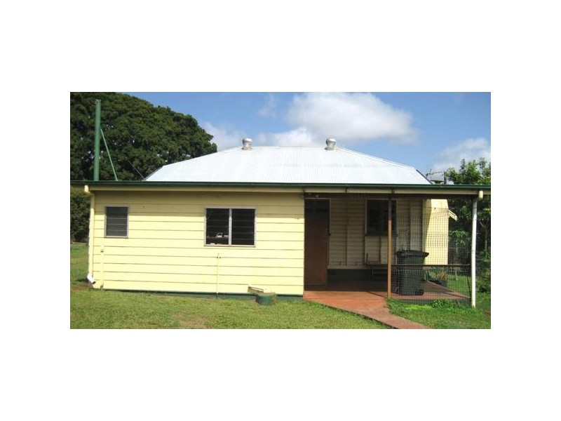 4 Beatrice St, Atherton QLD 4883