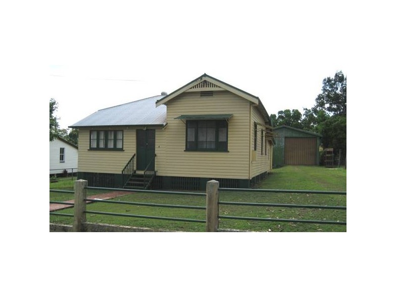 4 Beatrice St, Atherton QLD 4883