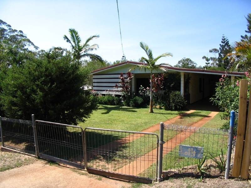 11 Empress Avenue, Herberton QLD 4887