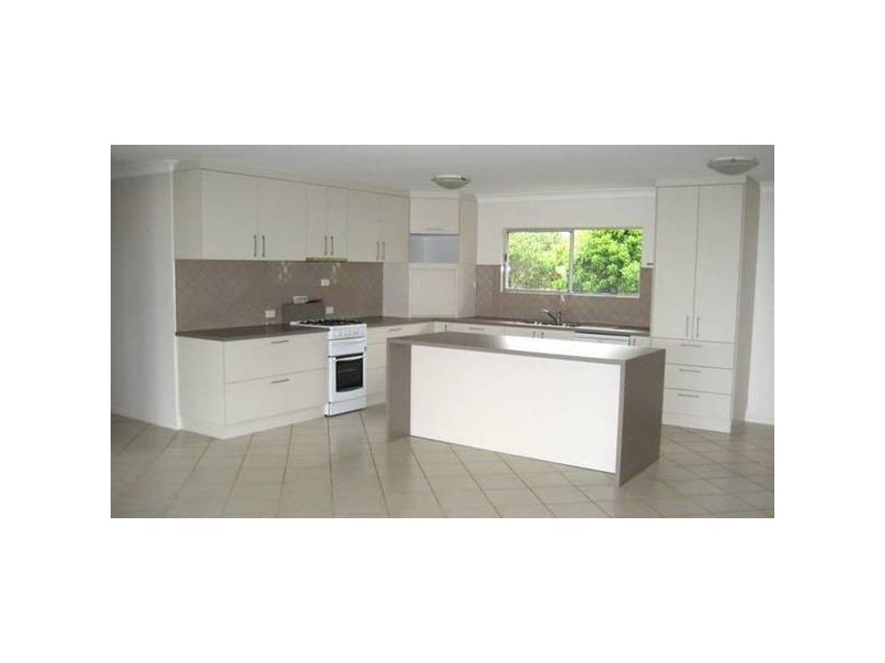 Tinaroo QLD 4872