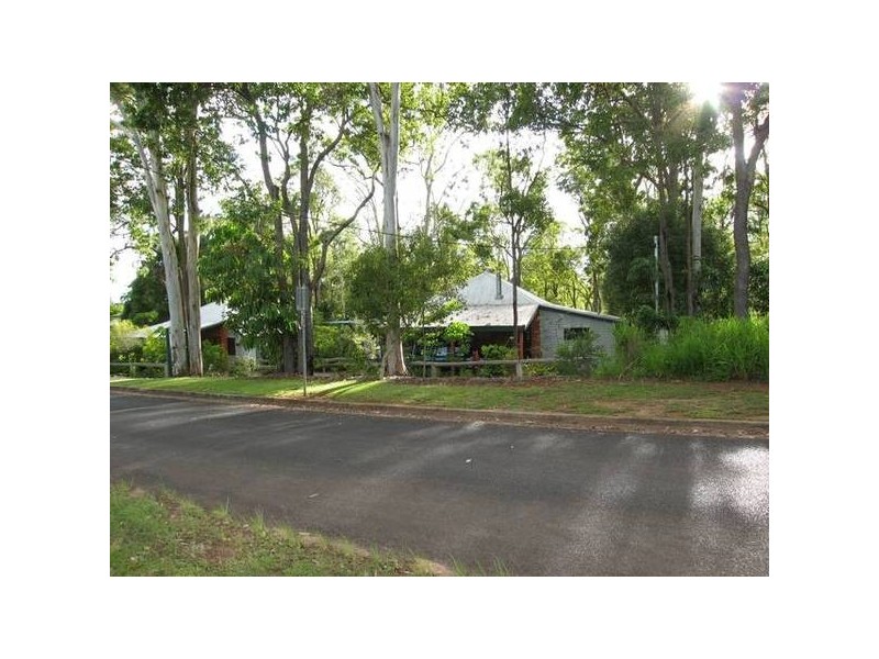 Yungaburra QLD 4884