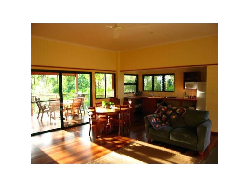 Yungaburra QLD 4884